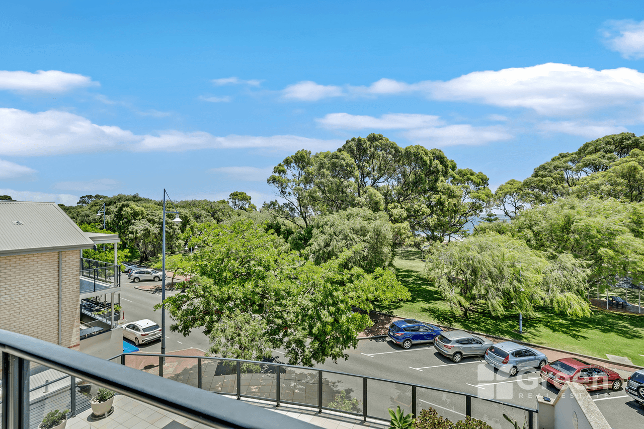 8/59 Rockingham Beach Road, Rockingham, WA 6168