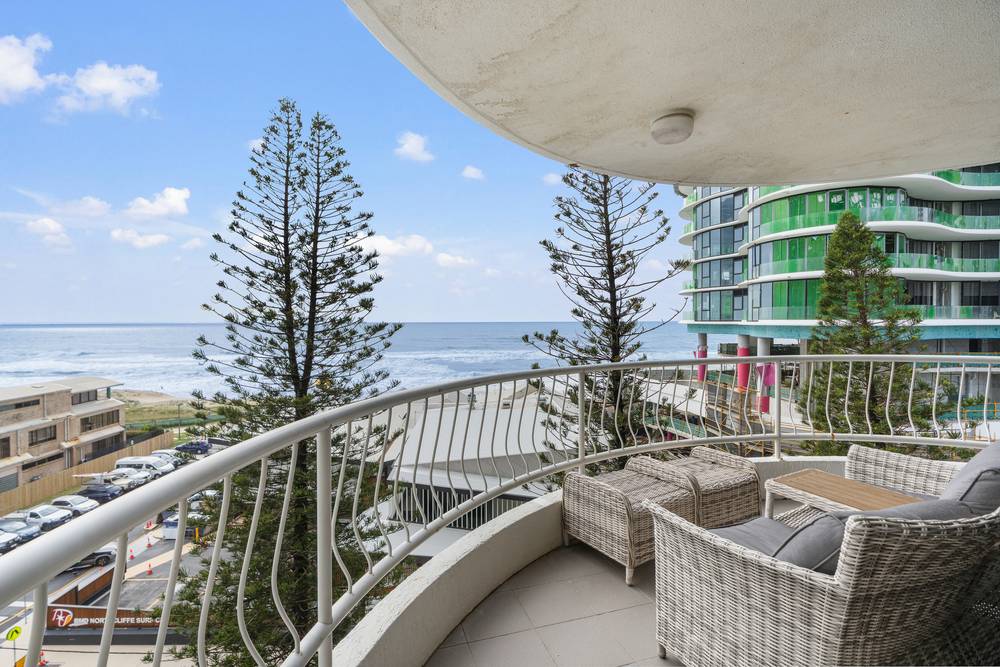 25/4 Thornton Street, SURFERS PARADISE, QLD 4217