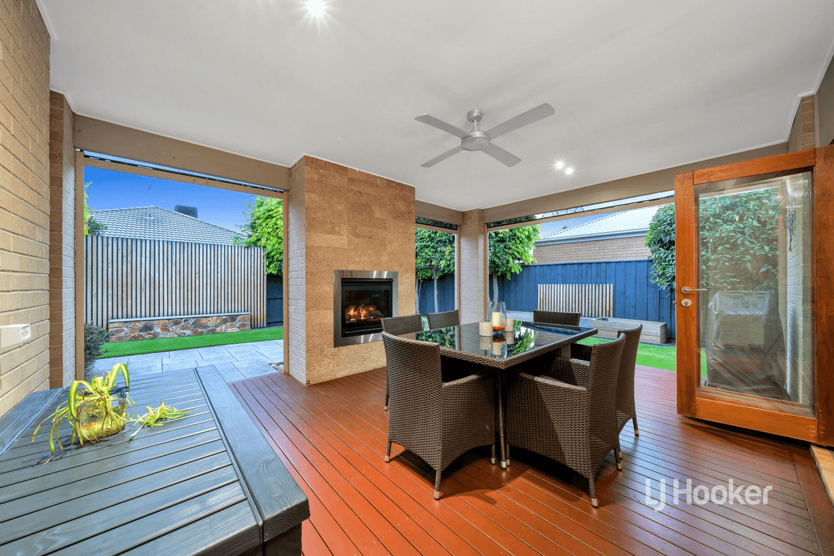 13 Reflections Boulevard, TARNEIT, VIC 3029