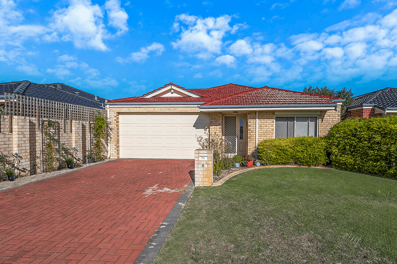 1 Riaza Parkway, PORT KENNEDY, WA 6172