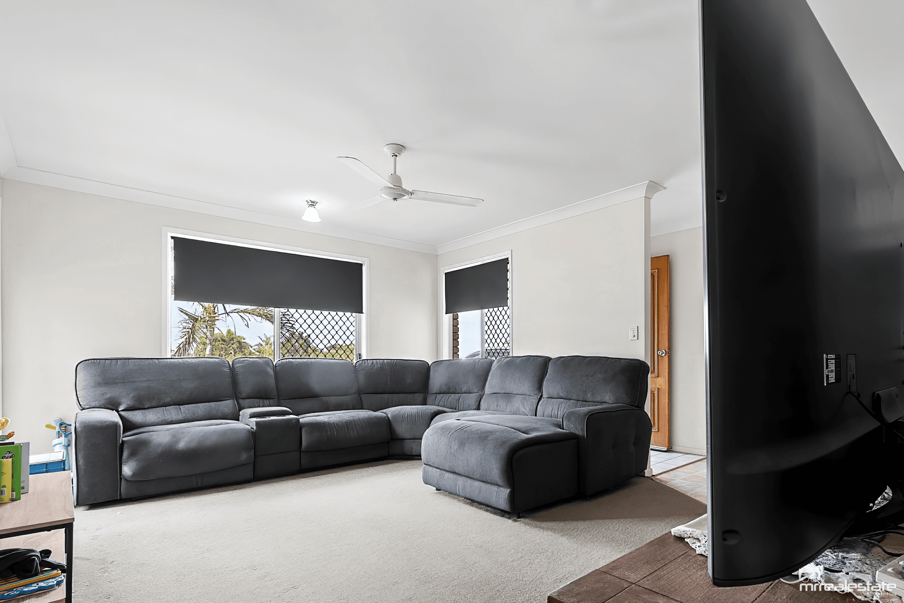 2 Brigalow Avenue, Norman Gardens, QLD 4701