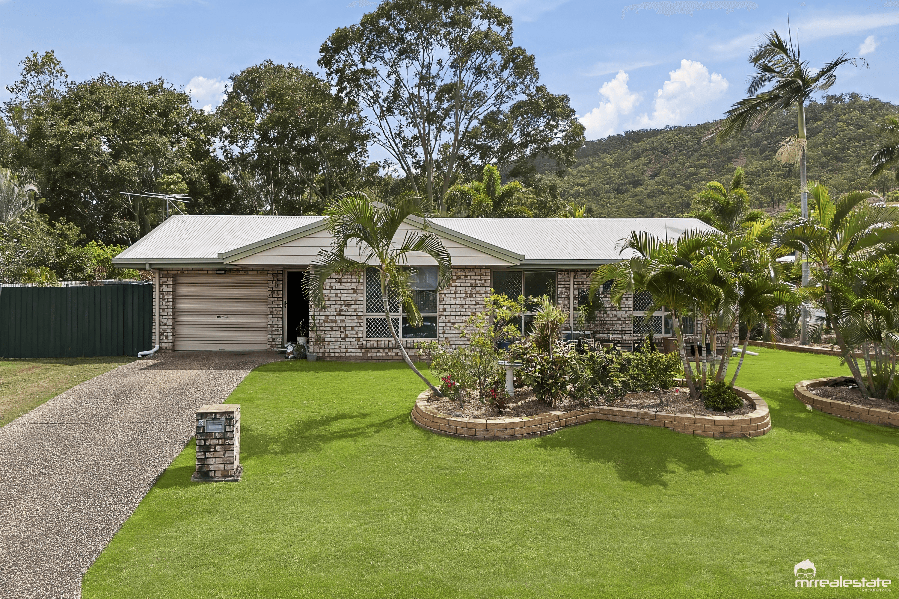 2 Brigalow Avenue, Norman Gardens, QLD 4701