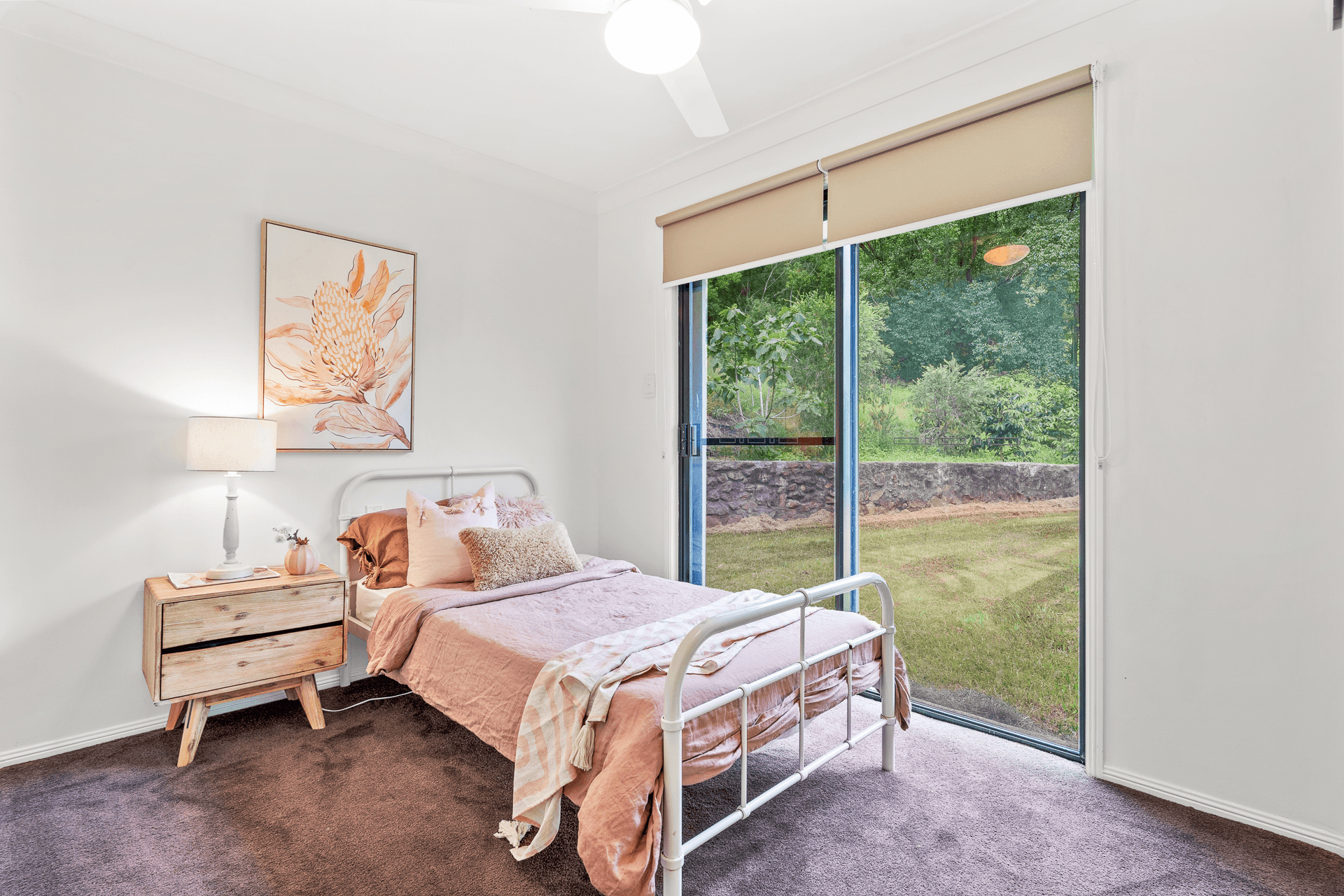 42 Whispering Valley Drive, Richmond Hill, NSW 2480