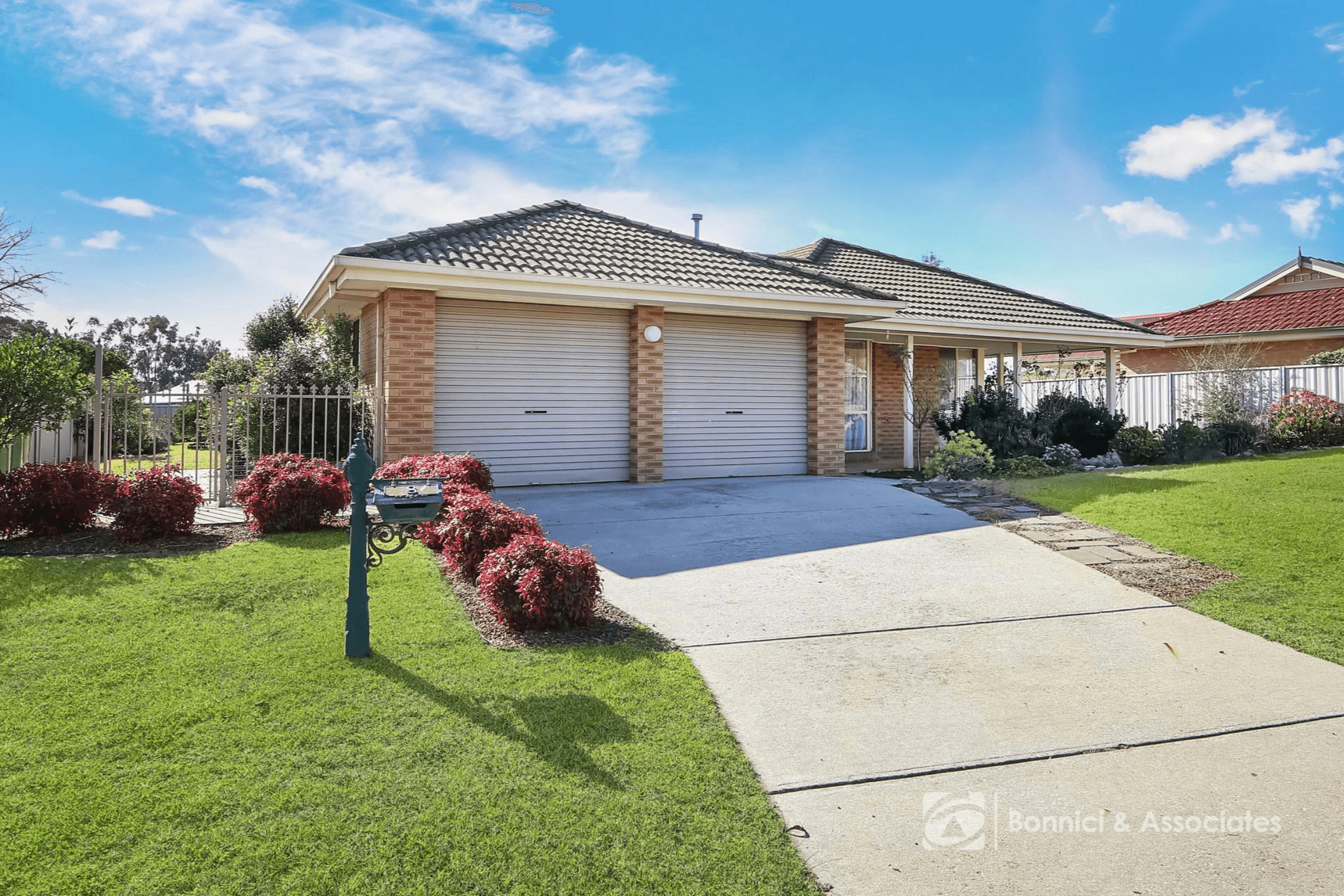 8 Elmslie Circuit, West Wodonga, VIC 3690