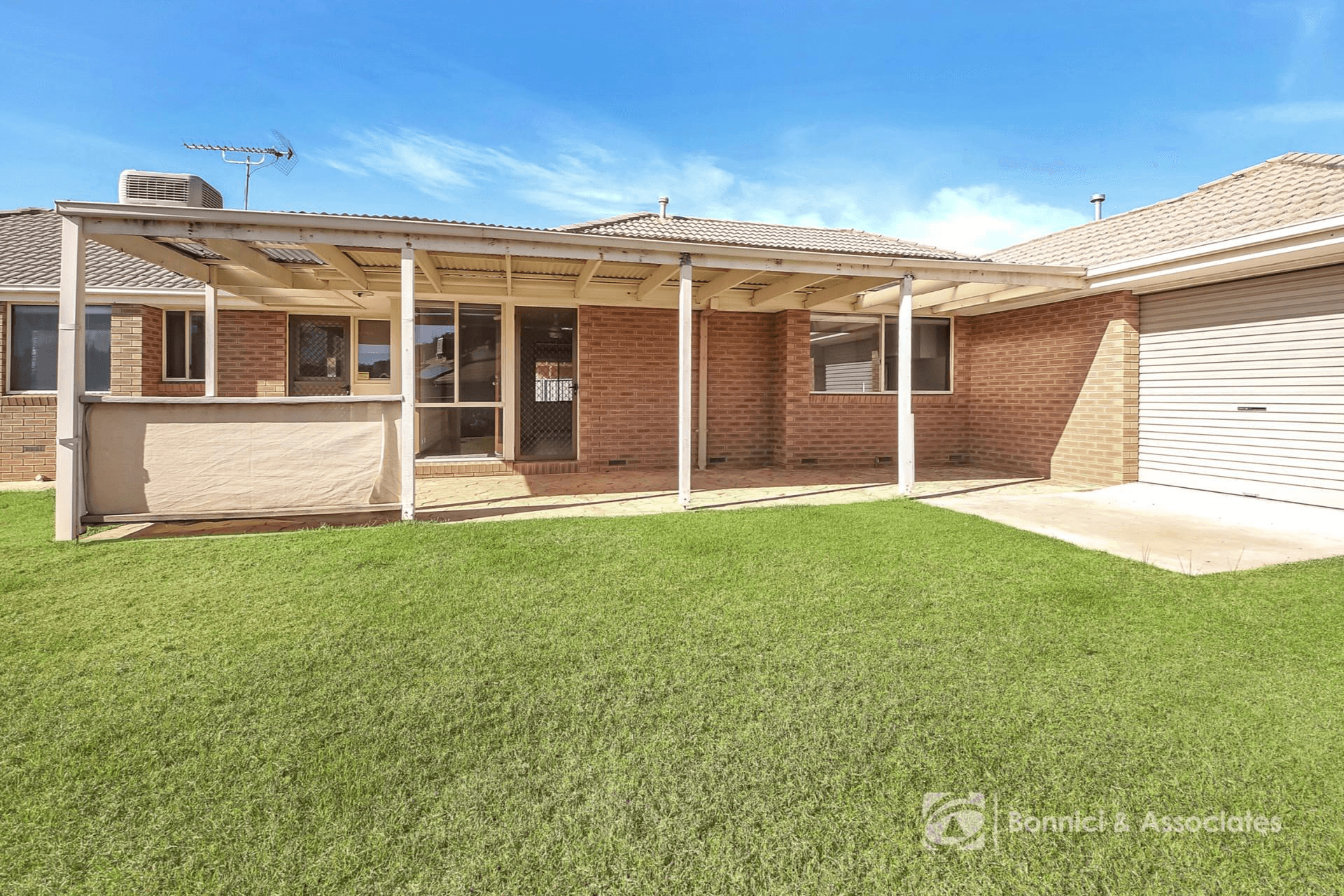 8 Elmslie Circuit, West Wodonga, VIC 3690