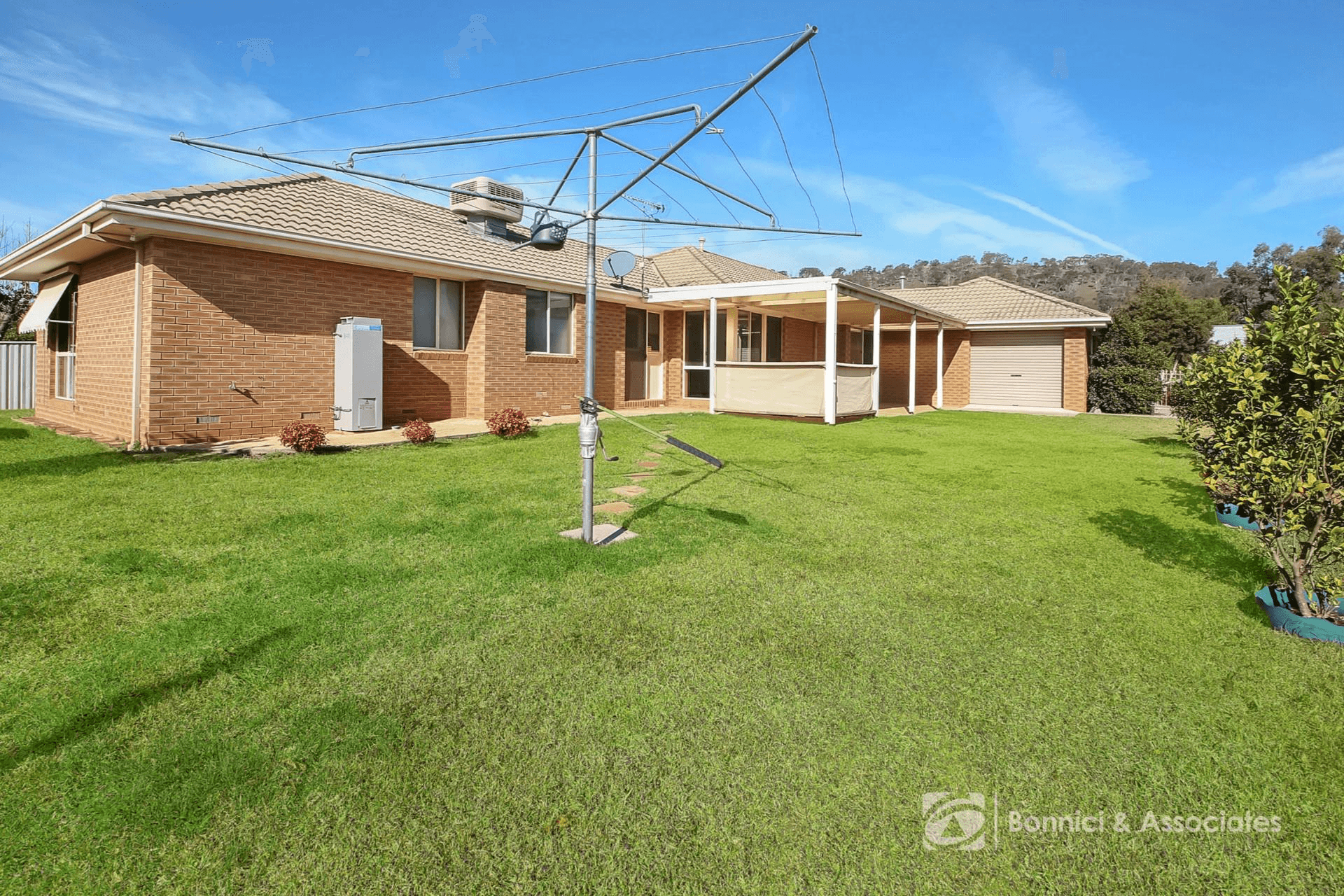 8 Elmslie Circuit, West Wodonga, VIC 3690