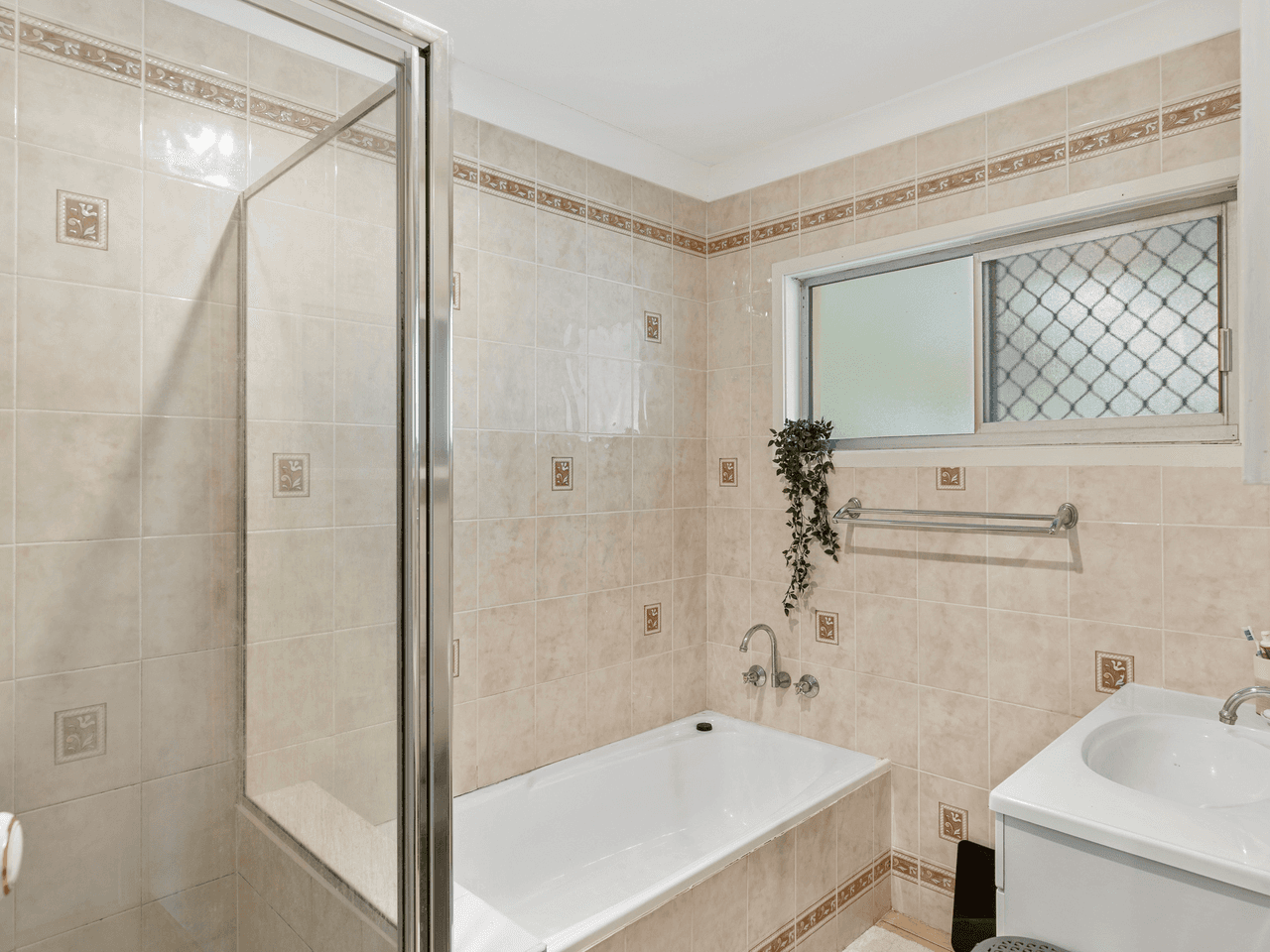 51 Capitol Drive, Jindalee, QLD 4074