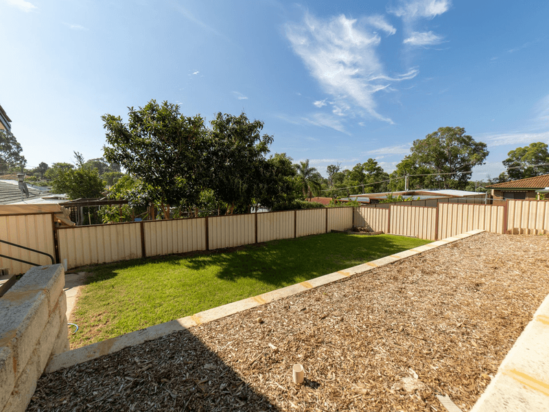 17 Kirkland Way, PARMELIA, WA 6167