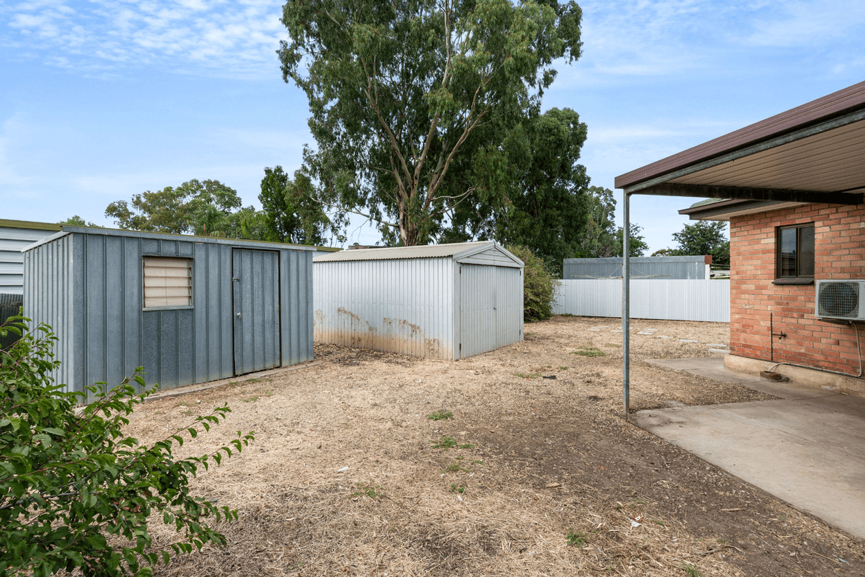 1 Grevillea Avenue, DRY CREEK, SA 5094