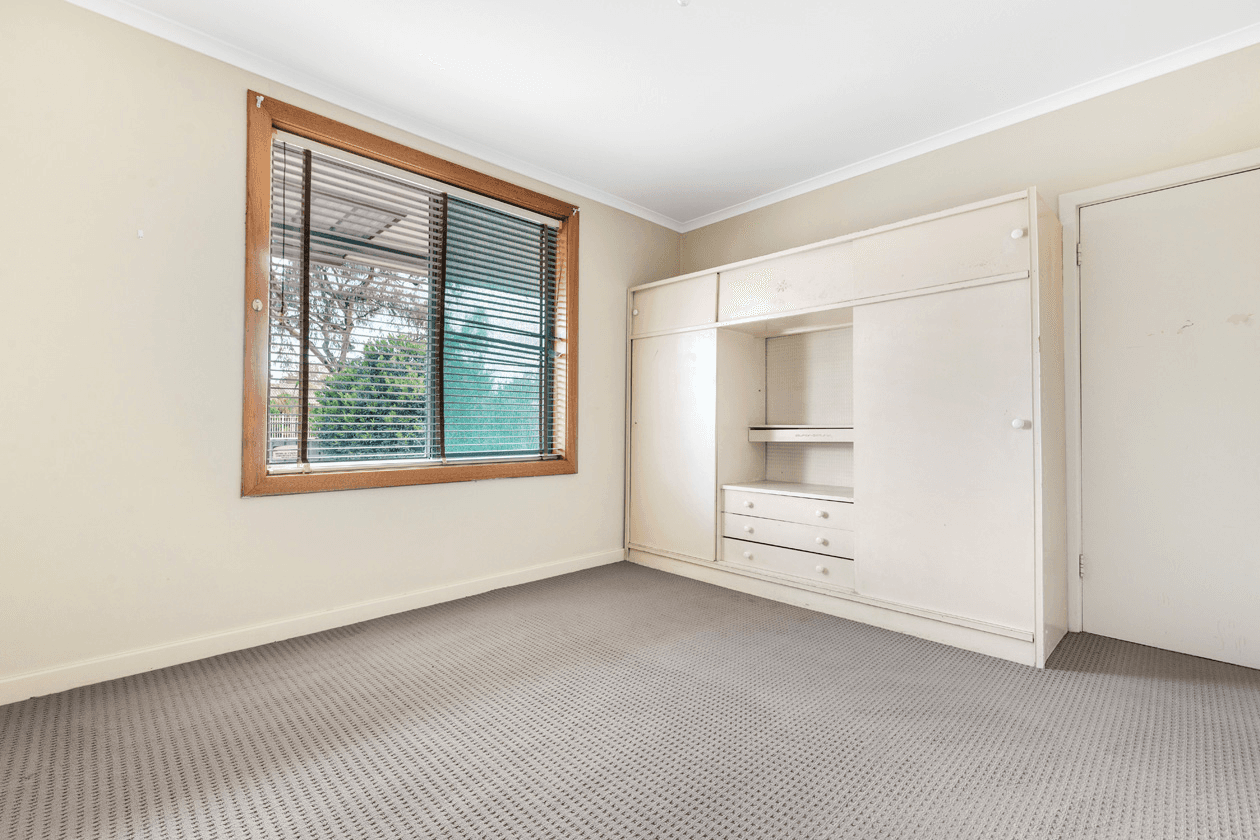 1 Grevillea Avenue, DRY CREEK, SA 5094