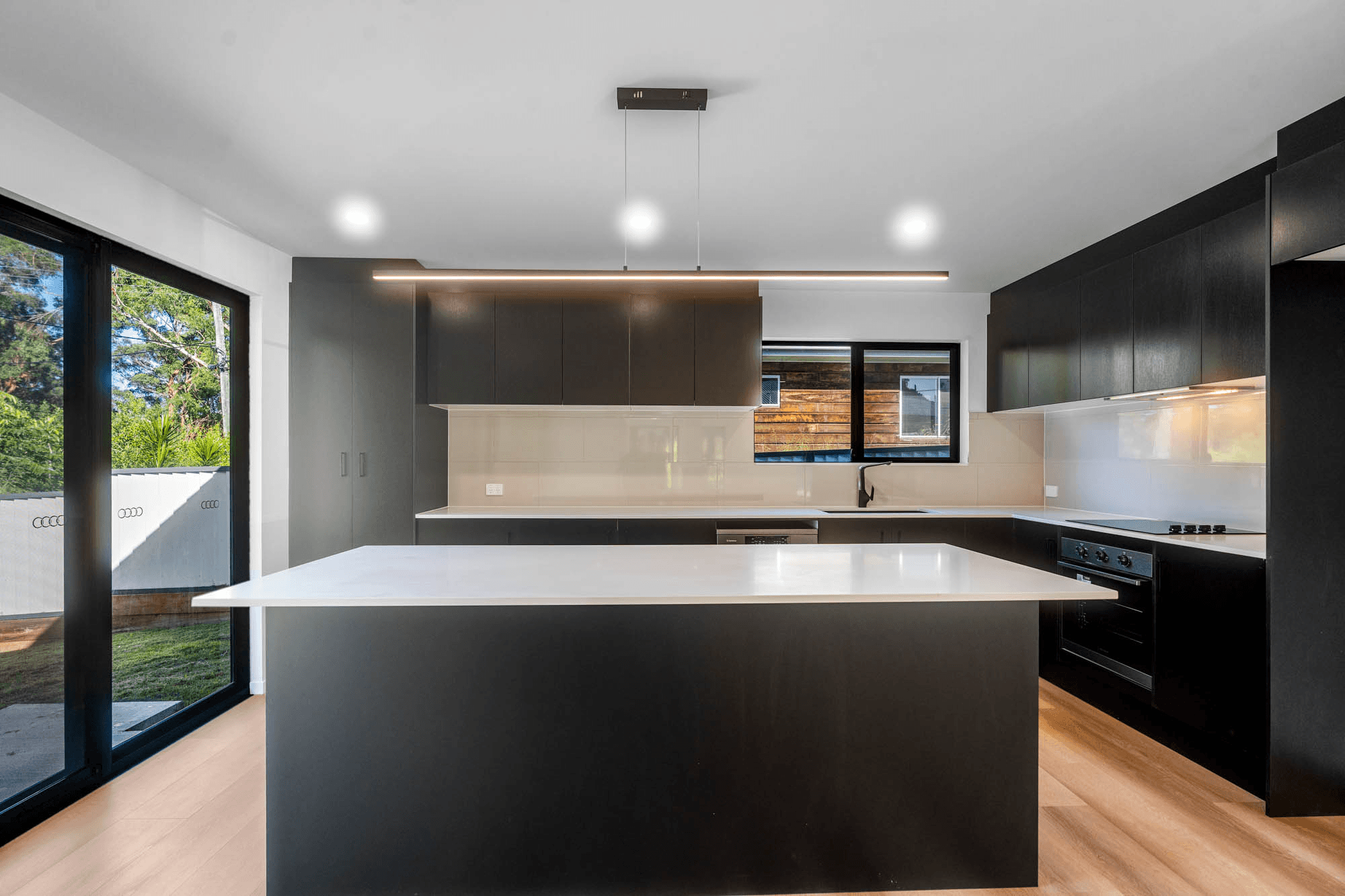 3 Crocus Street, RUSSELL ISLAND, QLD 4184