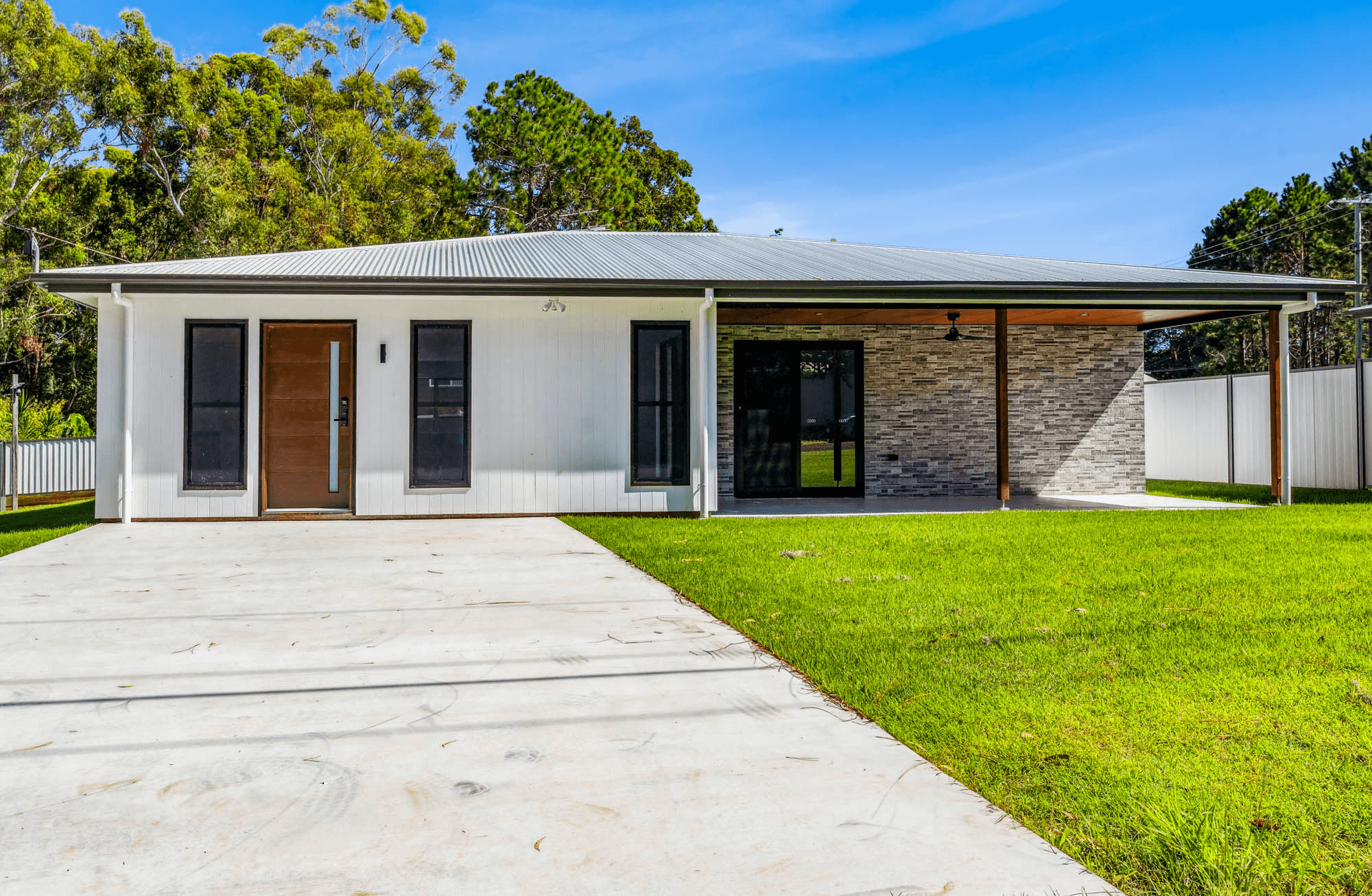 3 Crocus Street, RUSSELL ISLAND, QLD 4184