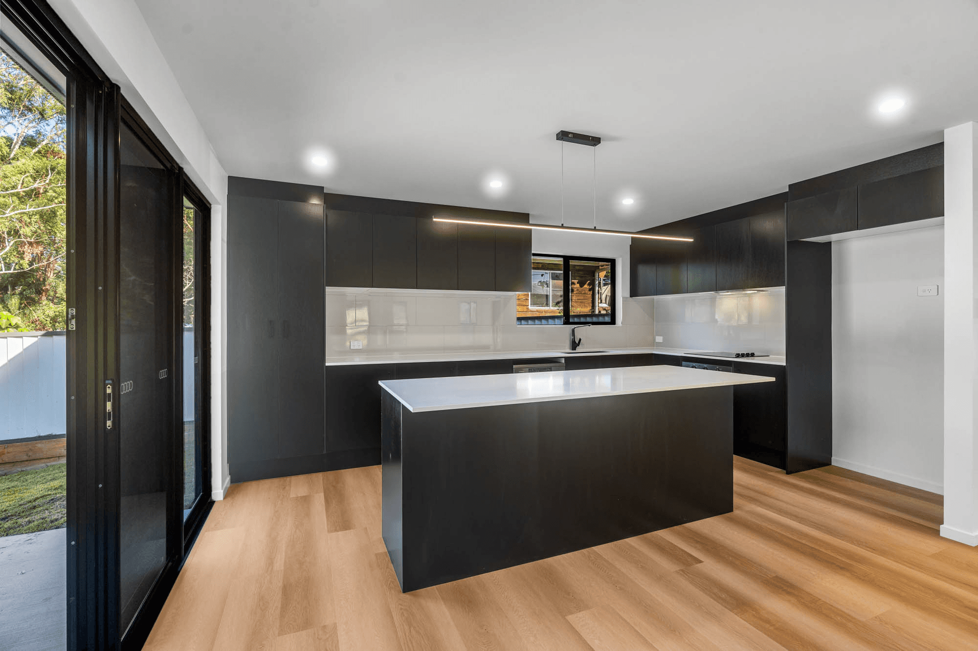 3 Crocus Street, RUSSELL ISLAND, QLD 4184