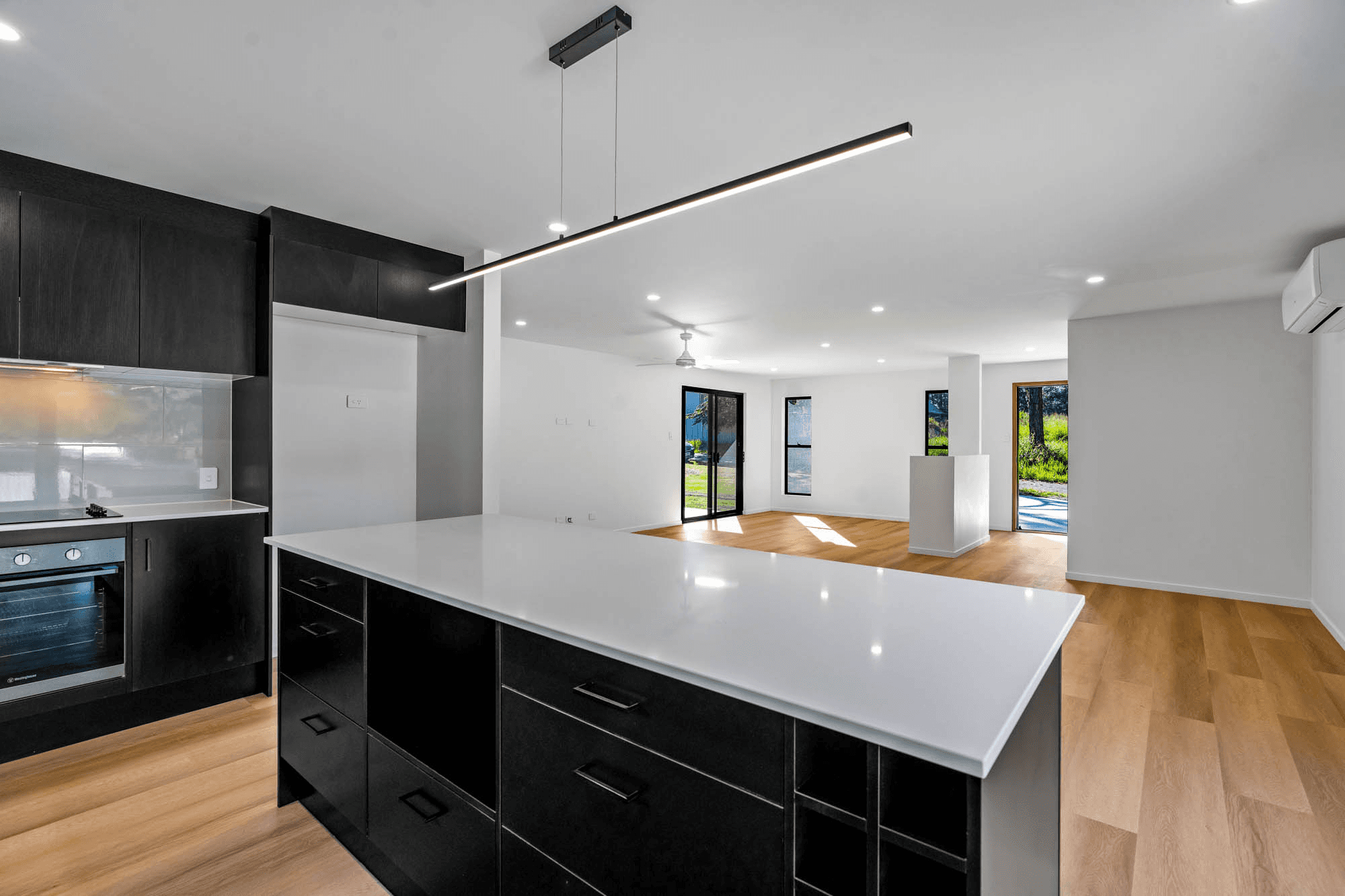 3 Crocus Street, RUSSELL ISLAND, QLD 4184