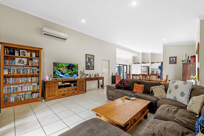 45 Runway Drive, Upper Coomera, QLD 4209