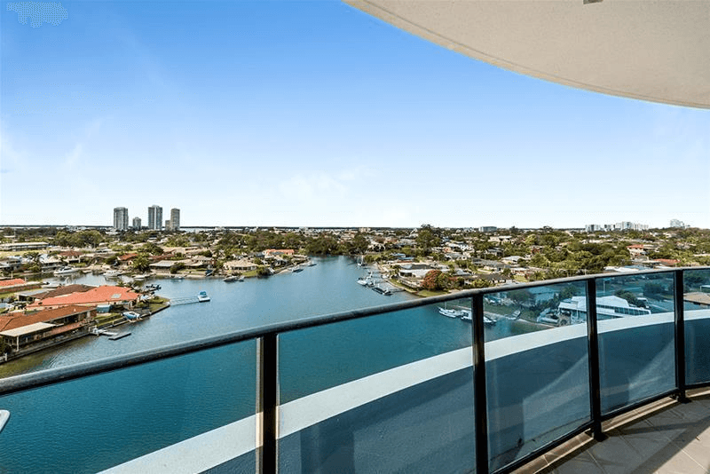 11005/5 Harbour Side Court, BIGGERA WATERS, QLD 4216