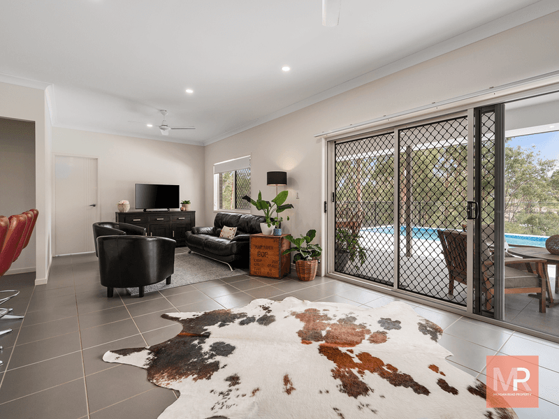 221 William Humphreys Drive, MUNDOOLUN, QLD 4285