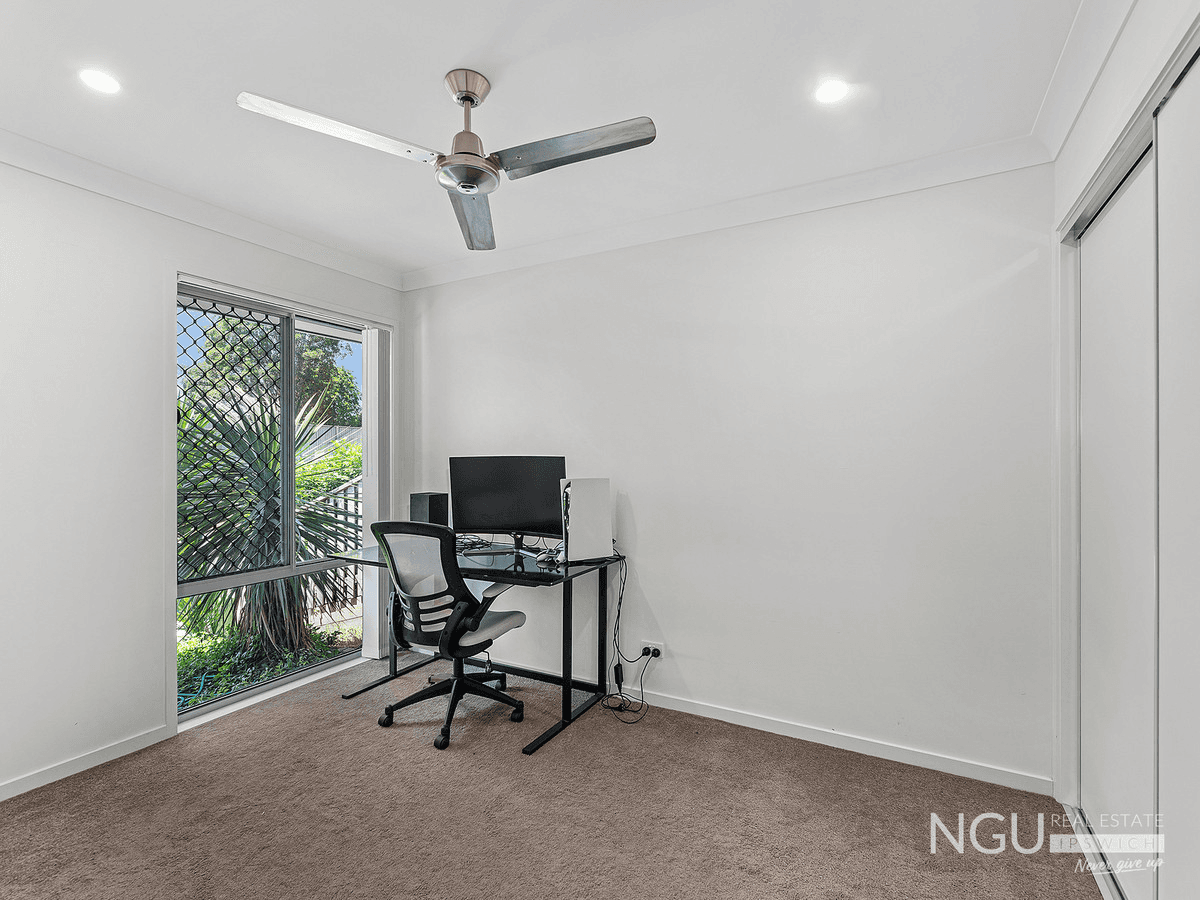 5 Springbrook Street, South Ripley, QLD 4306