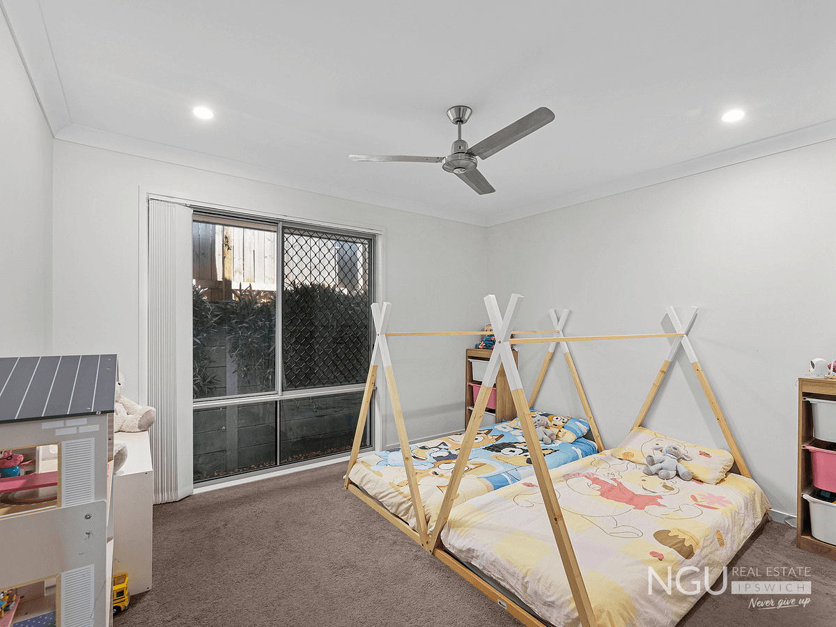 5 Springbrook Street, South Ripley, QLD 4306