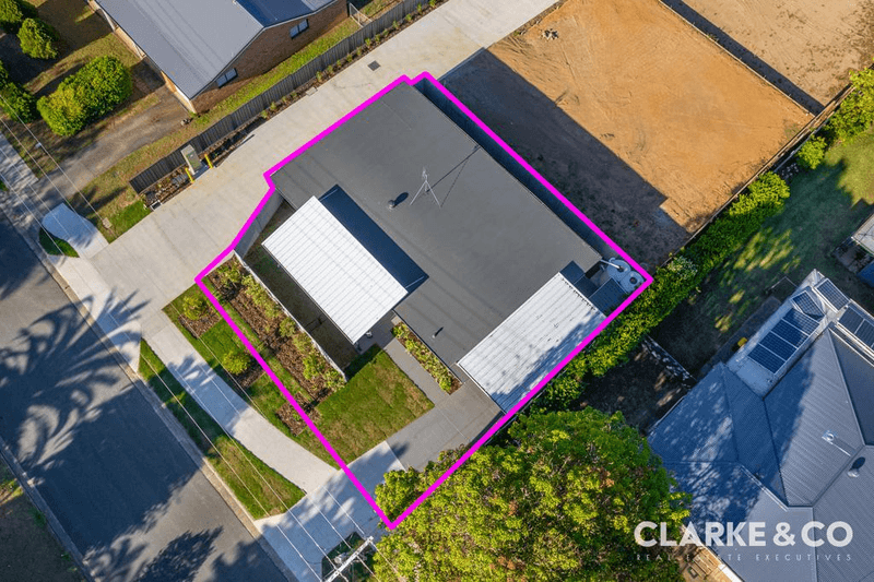 9 Nichols Avenue, BEERWAH, QLD 4519