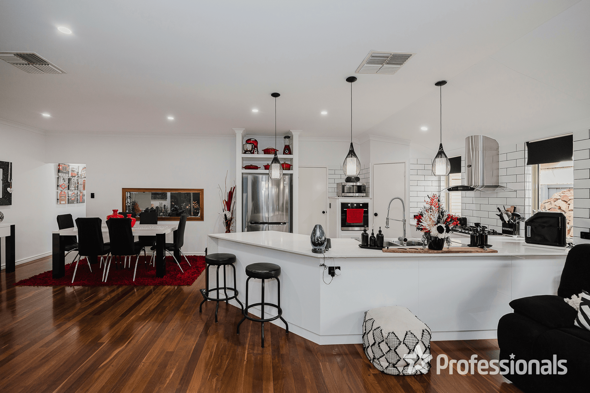 32 Millstream Grove, ELLENBROOK, WA 6069