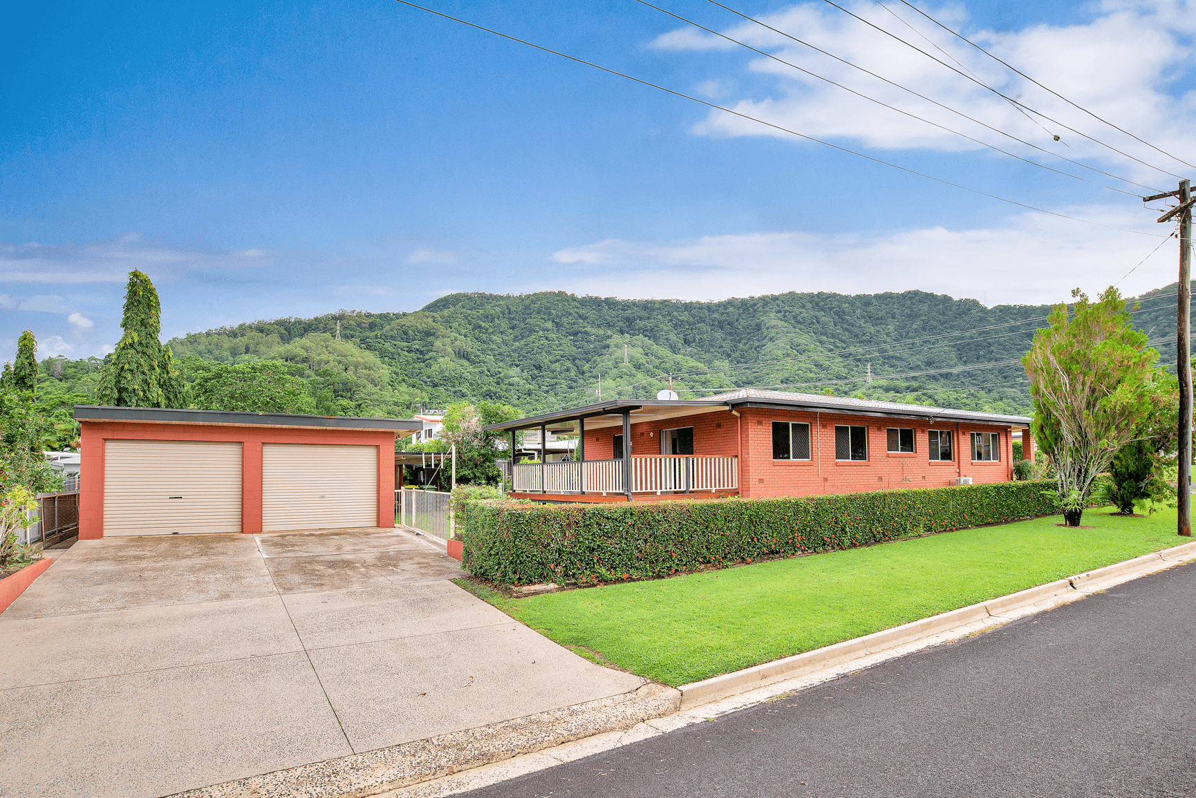 22 Fairview Street, BAYVIEW HEIGHTS, QLD 4868