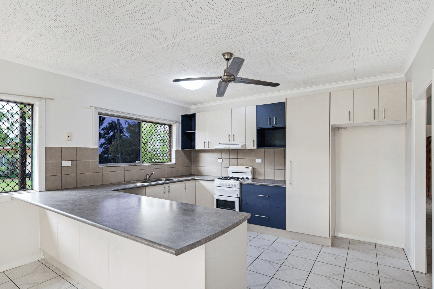 22 Fairview Street, BAYVIEW HEIGHTS, QLD 4868