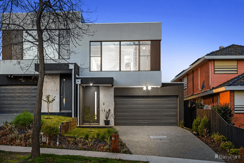 8A Soderlund Drive, DONCASTER, VIC 3108