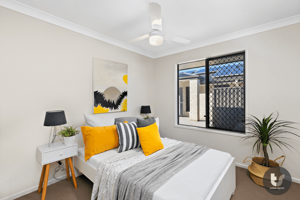 1/255 Colburn Avenue, Victoria Point, QLD 4165