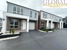 2 14 Endrick Glade, MARSDEN PARK, NSW 2765