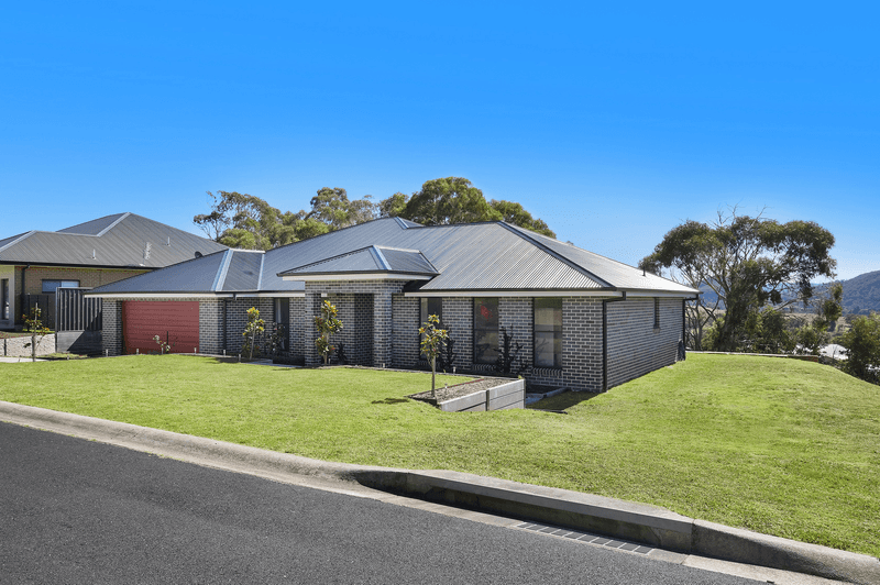 1 Hillcrest Avenue, BOWENFELS, NSW 2790