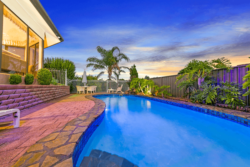 5 Parkeston Court, PARA HILLS, SA 5096