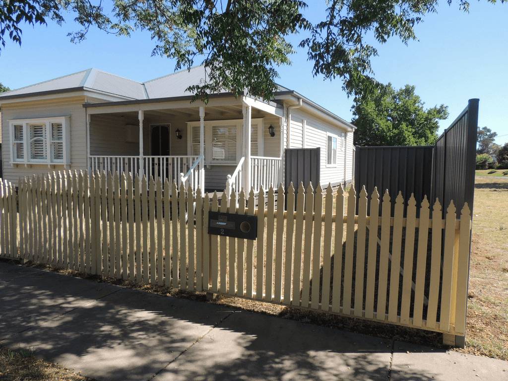 2-4 Brown Street, TATURA, VIC 3616