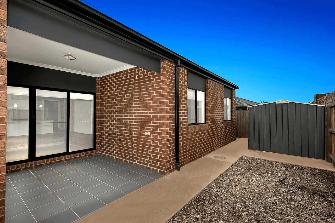 21 Kenmare Approach, WOLLERT, VIC 3750