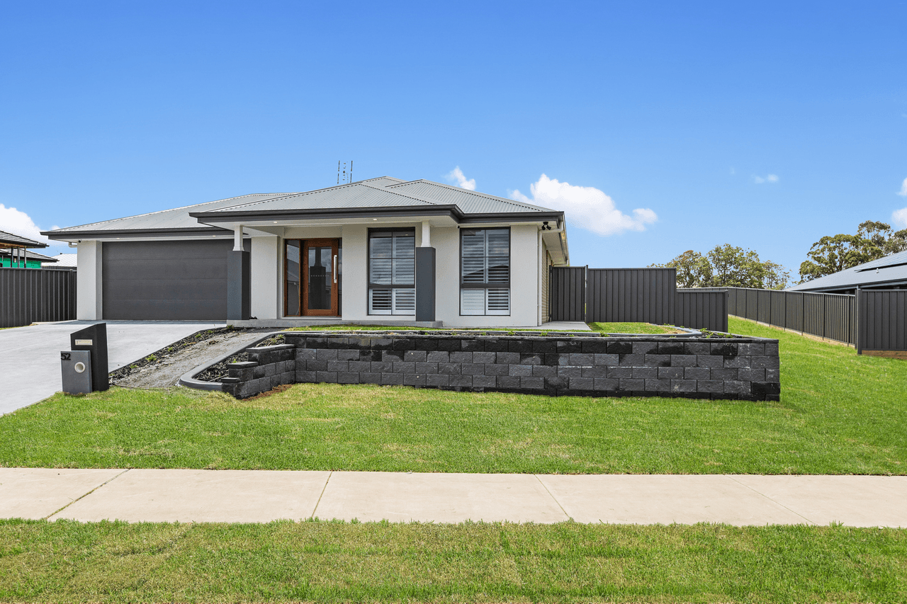 52 Enderle Drive, LOCHINVAR, NSW 2321