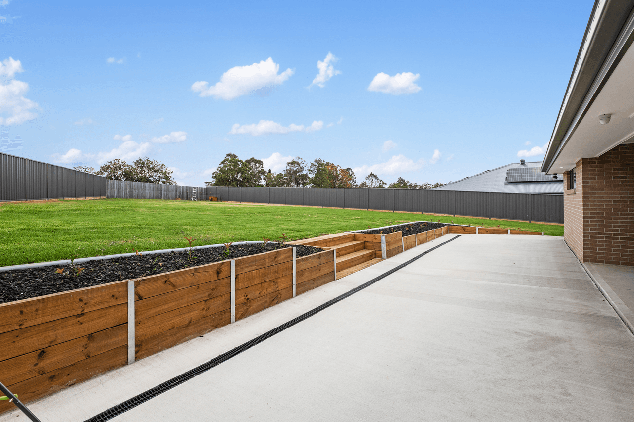 52 Enderle Drive, LOCHINVAR, NSW 2321