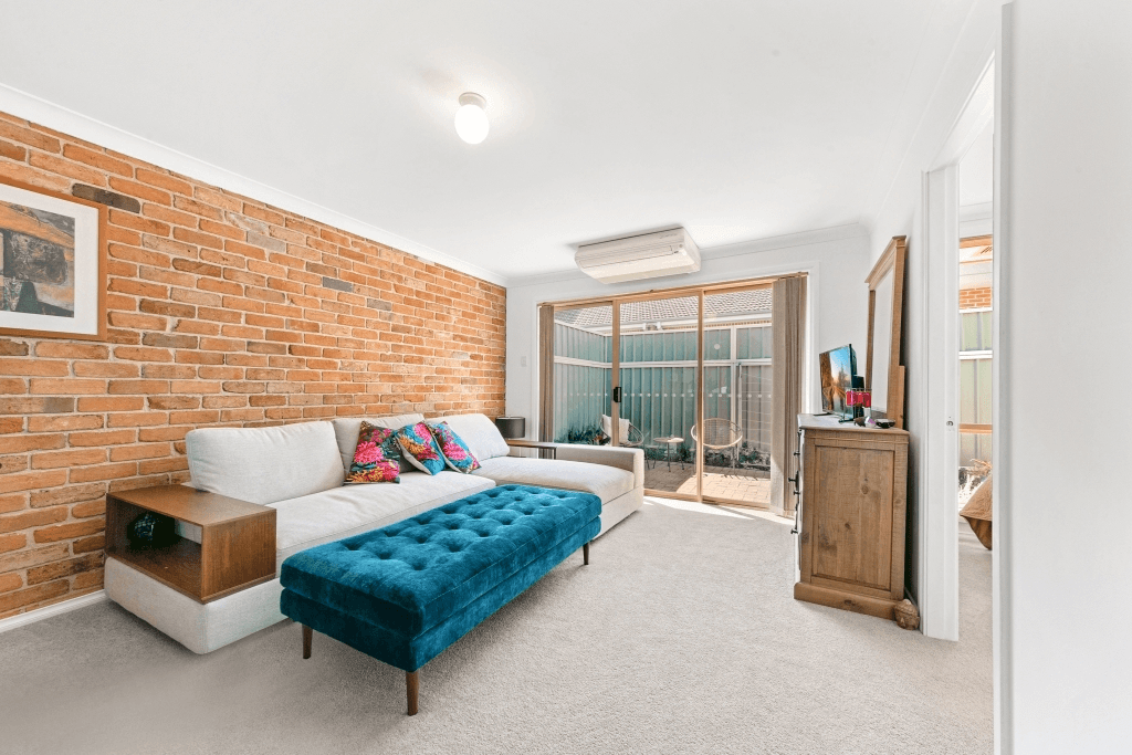 2/16 Wells Street, EAST GOSFORD, NSW 2250