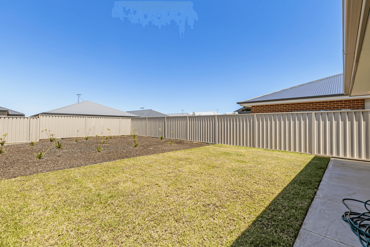 92 Keane Avenue, MUNNO PARA WEST, SA 5115