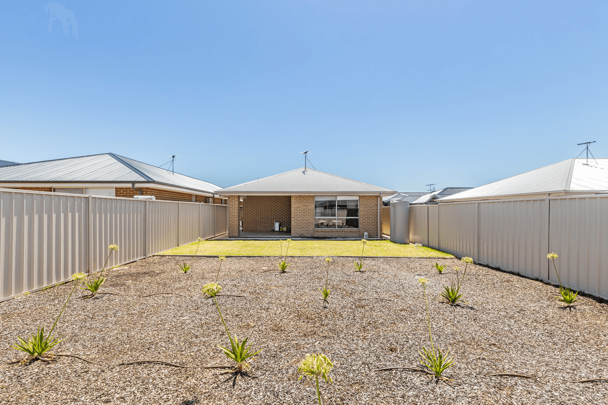 92 Keane Avenue, MUNNO PARA WEST, SA 5115