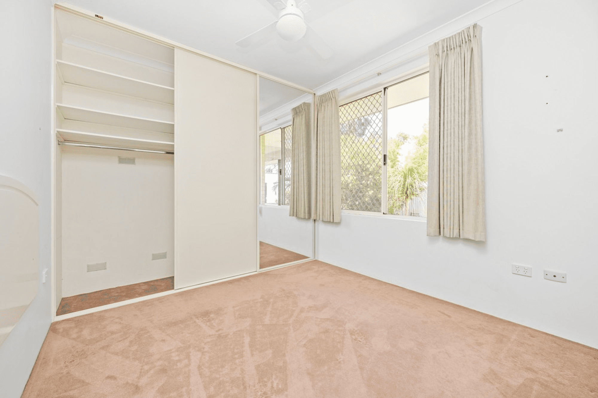 49B Walgreen Crescent, CALISTA, WA 6167