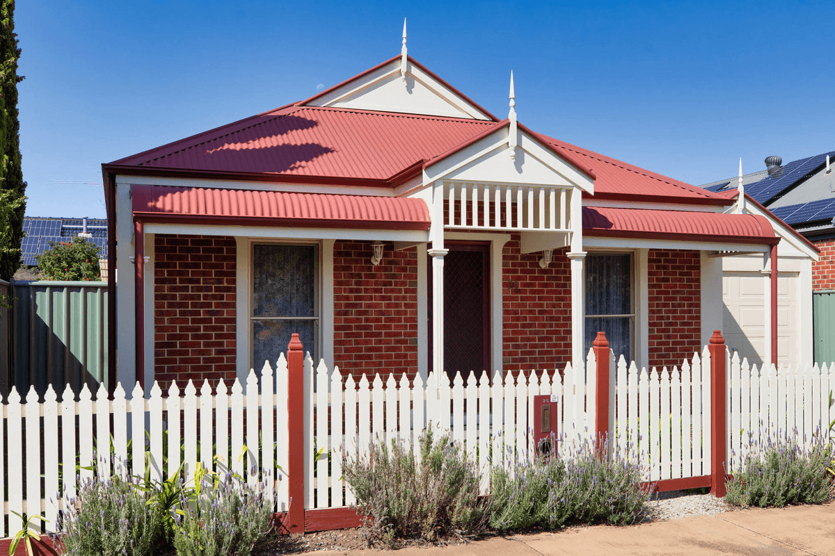 26 Hepburn Way, CAROLINE SPRINGS, VIC 3023