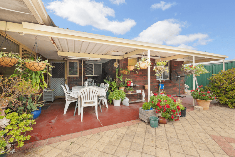 21 Mcallister Way, BEECHBORO, WA 6063