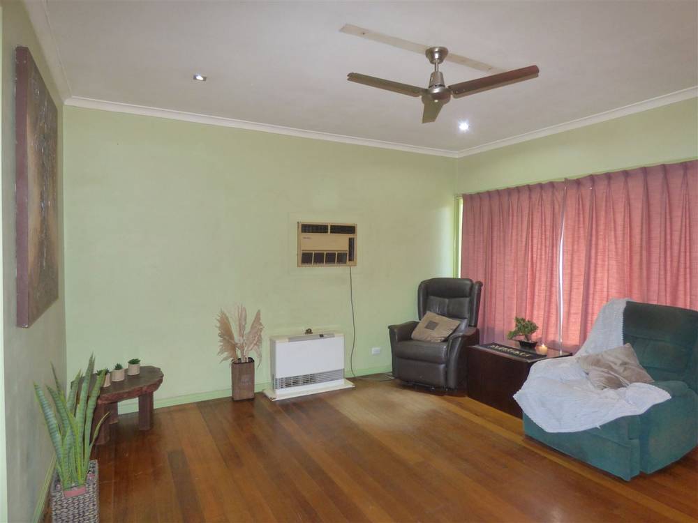 18 Freeland Avenue, STAWELL, VIC 3380