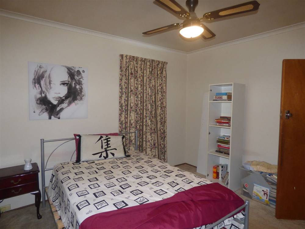 18 Freeland Avenue, STAWELL, VIC 3380