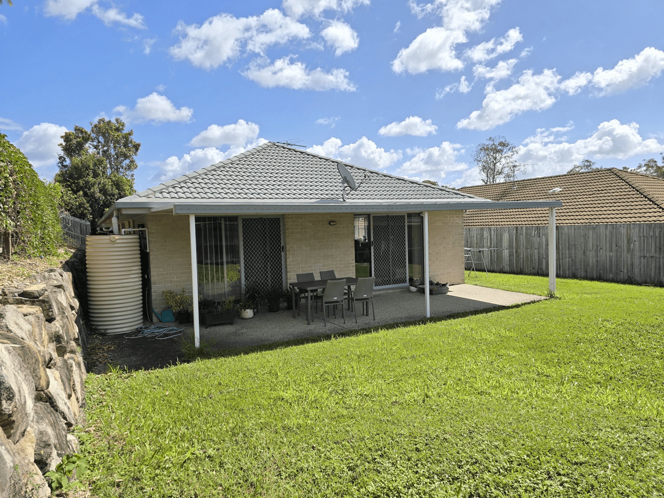8 Brendan Thorne Place, Marsden, QLD 4132