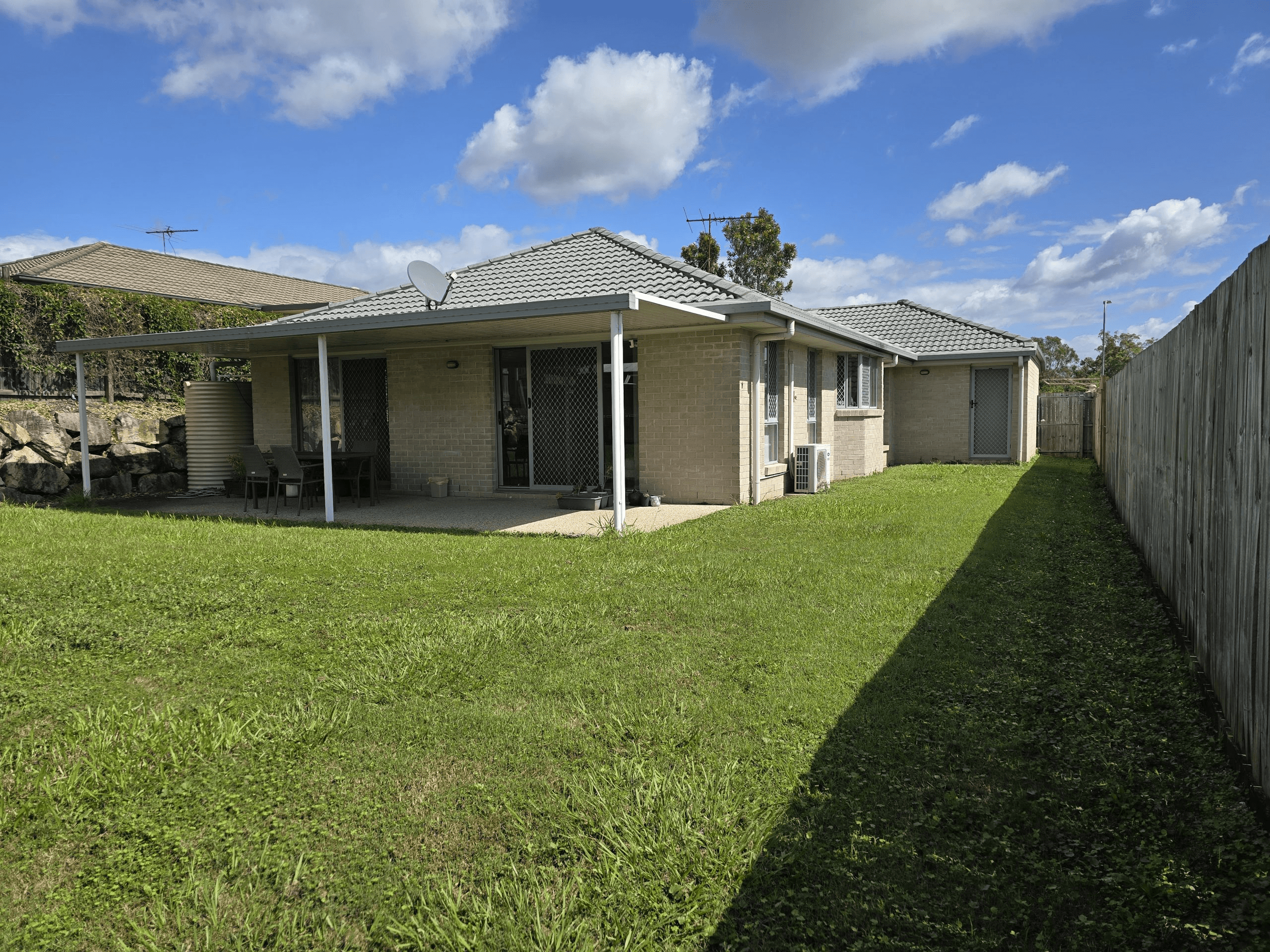 8 Brendan Thorne Place, Marsden, QLD 4132