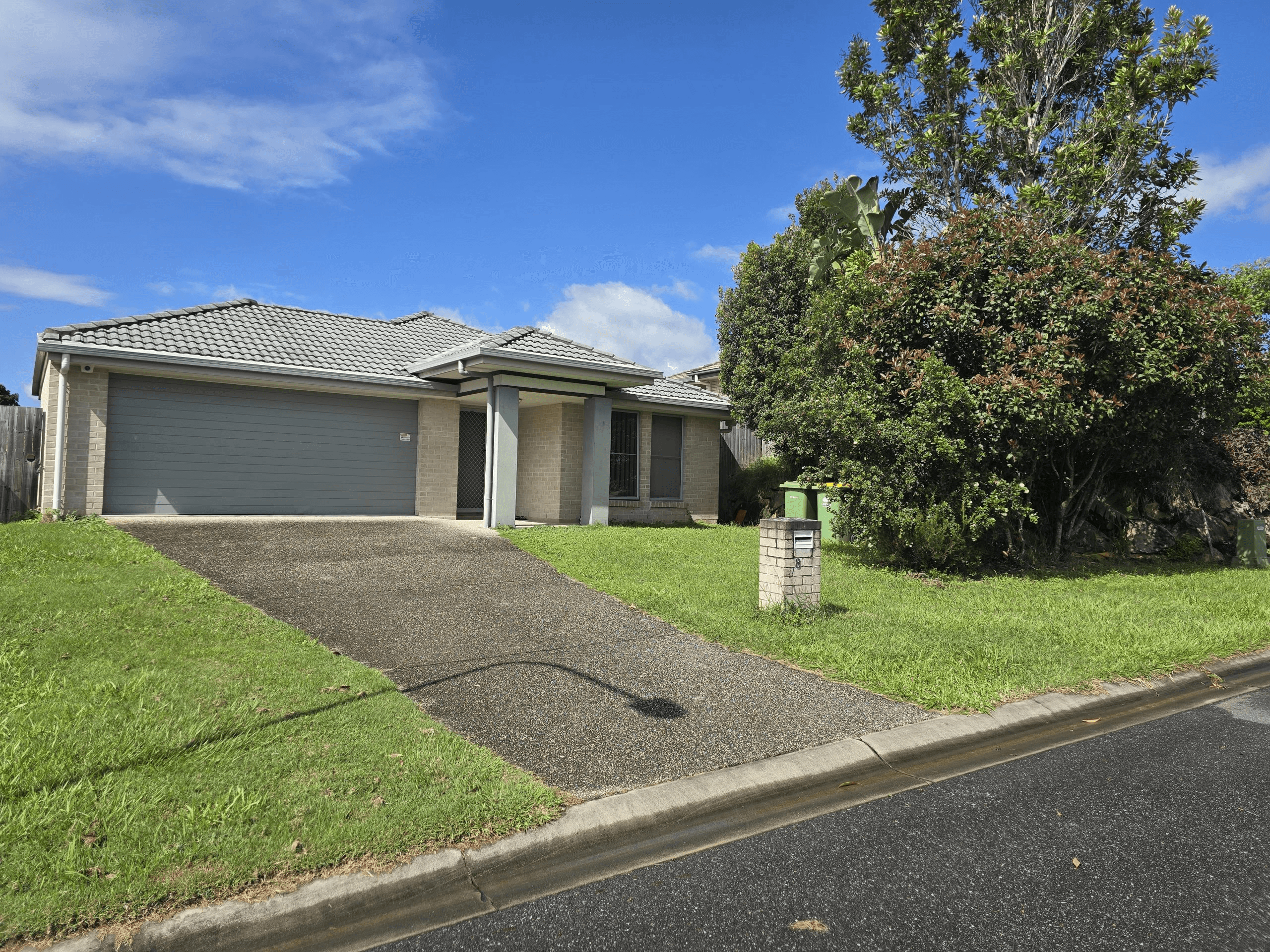 8 Brendan Thorne Place, Marsden, QLD 4132