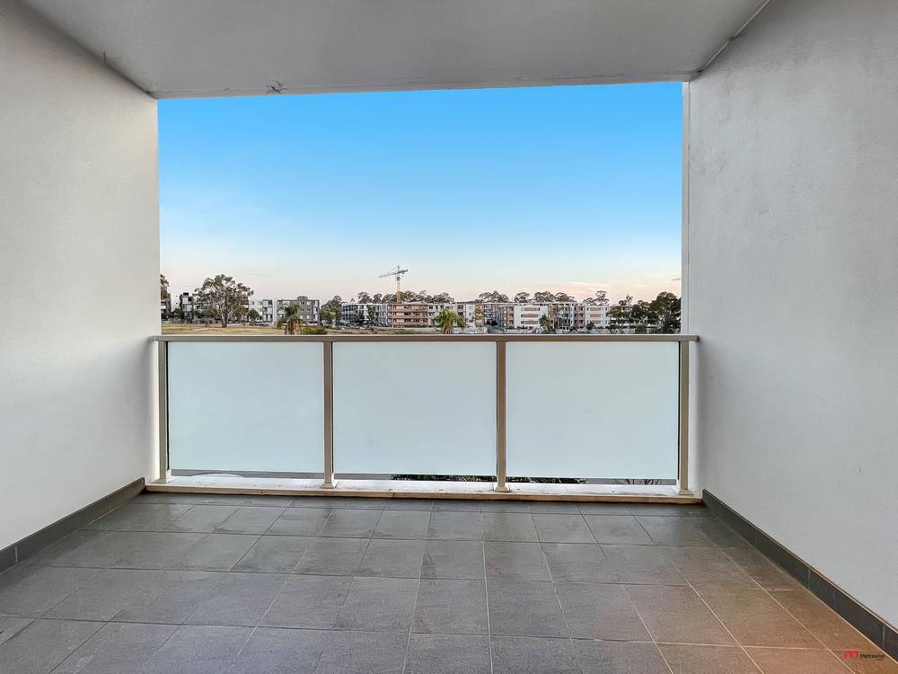 220/1 Herlina Crescent, Rouse Hill, NSW 2155