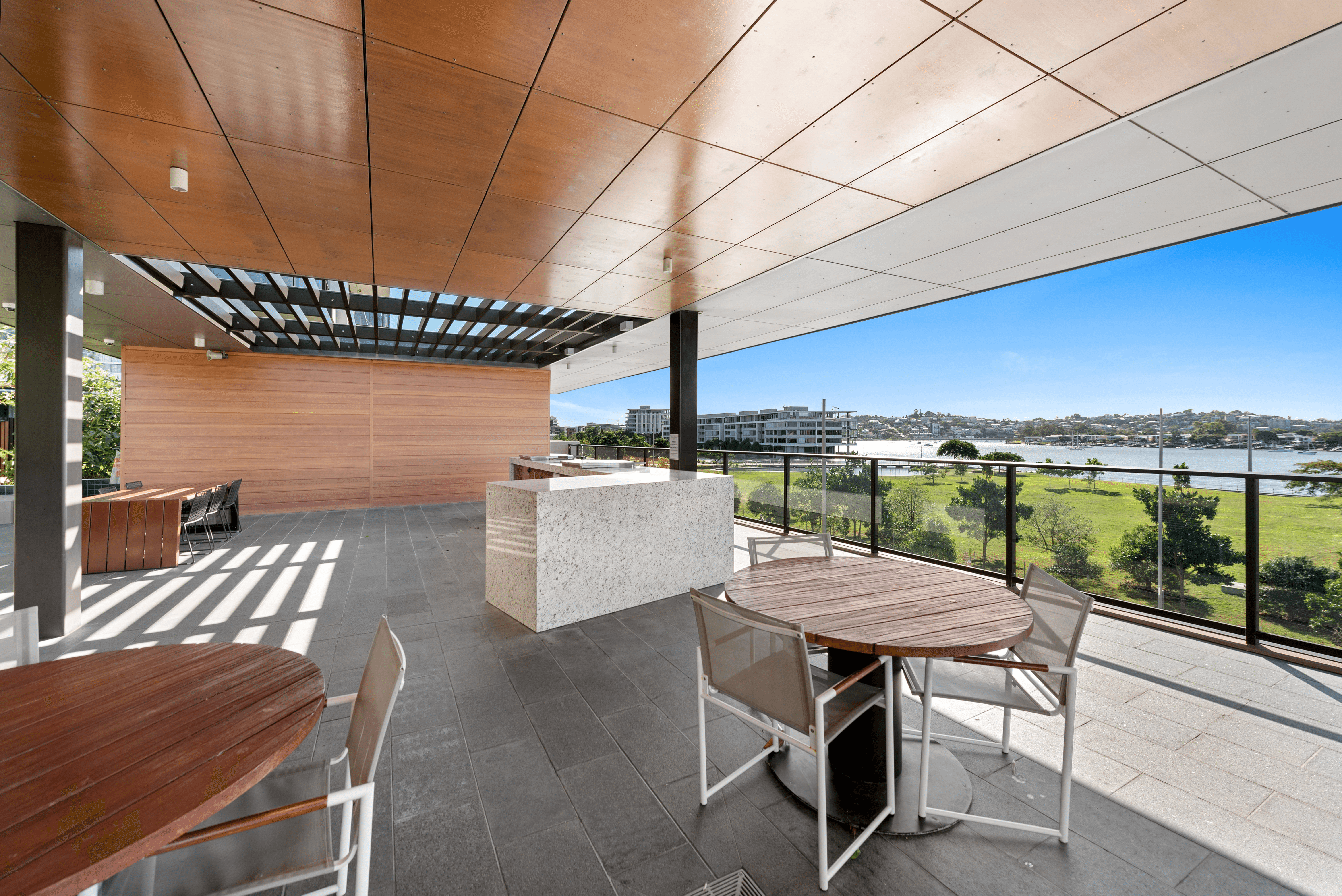 1081/12 Longland Street, NEWSTEAD, QLD 4006