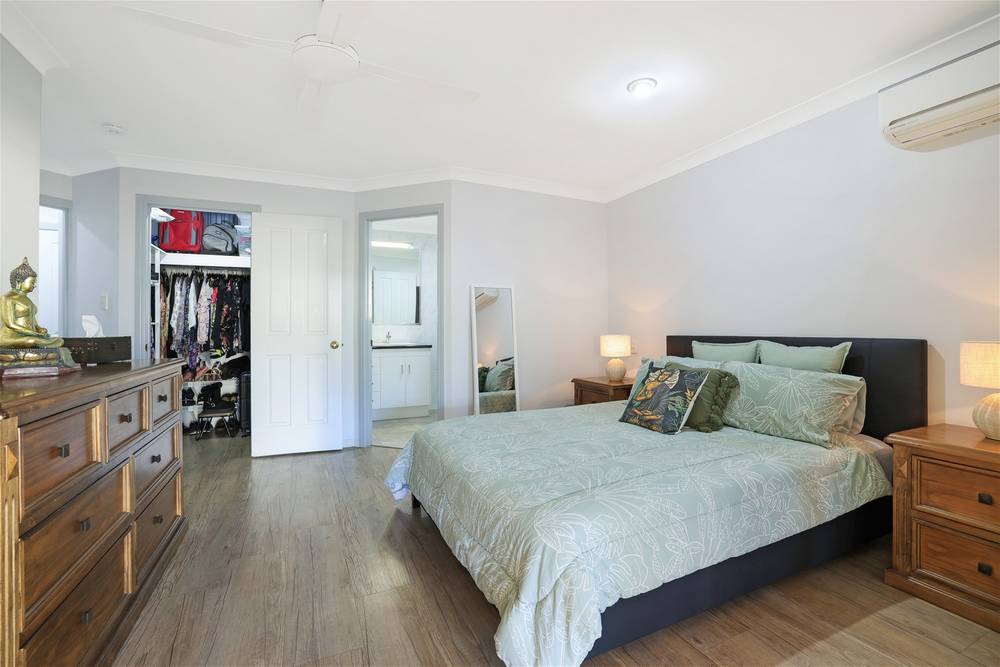 37 Acacia Street, MOORE PARK BEACH, QLD 4670